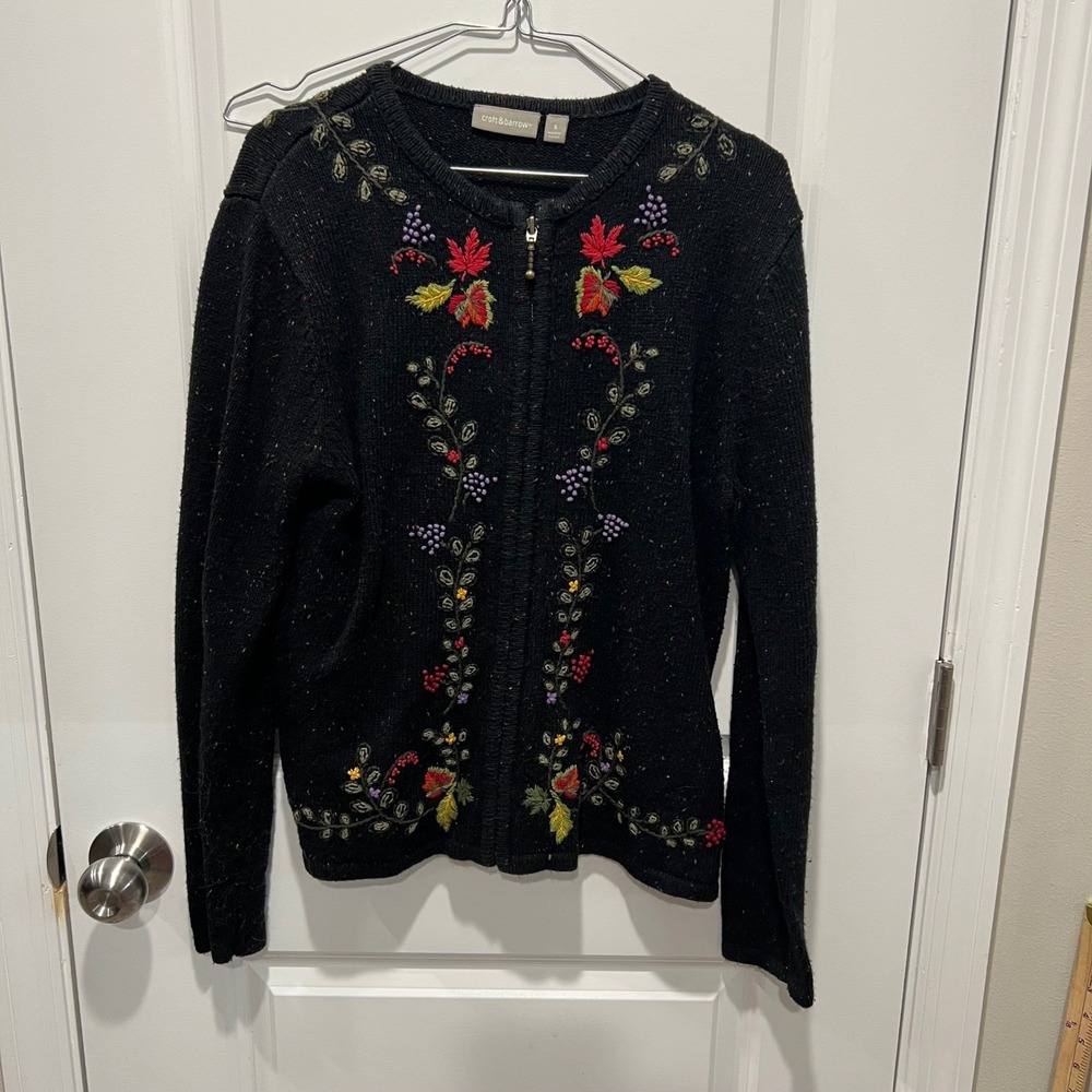 Croft & Barrow‎ Black Embroidered Leaf Fall Zip Up Sweater Size S
